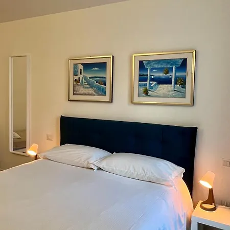 Meschihouse - Liberty 25