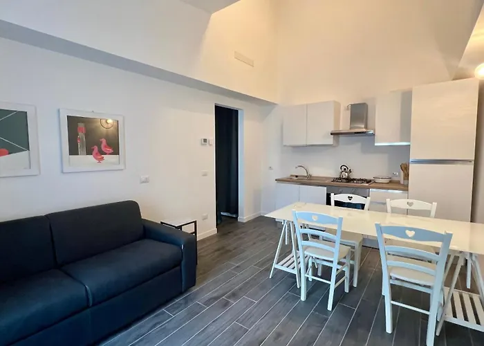 Meschihouse - Liberty 25 *