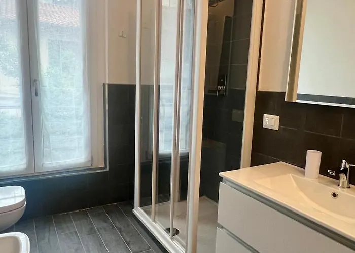 Meschihouse - Liberty 25